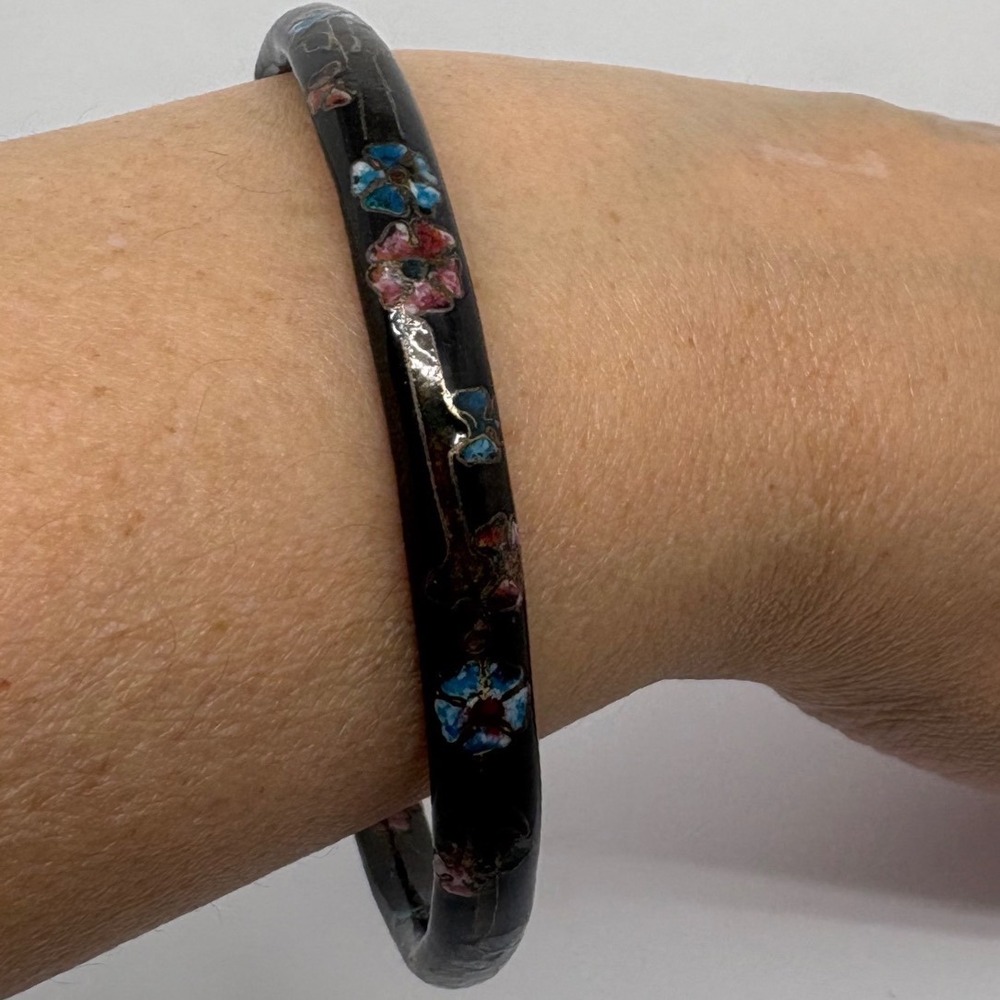 Black Cloisonne Enamel Floral Bangle Bracelet Blue Pink Flower Slim Round